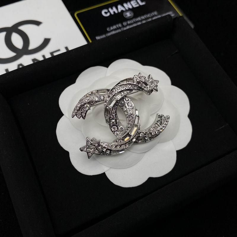 Chanel Brooch 18